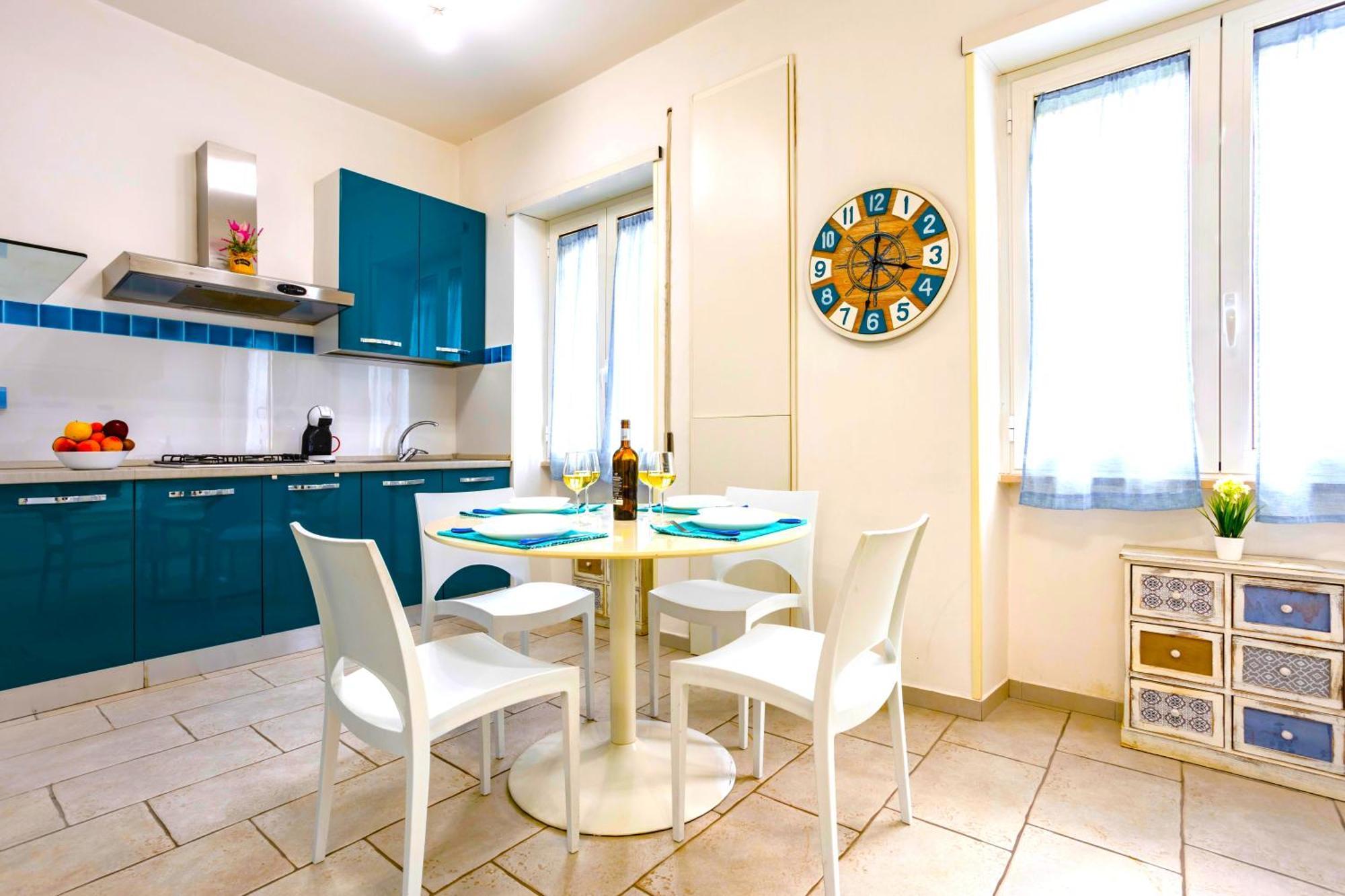 那不勒斯Hostly - Vittoria House - Near The Center With Private Parking公寓 外观 照片